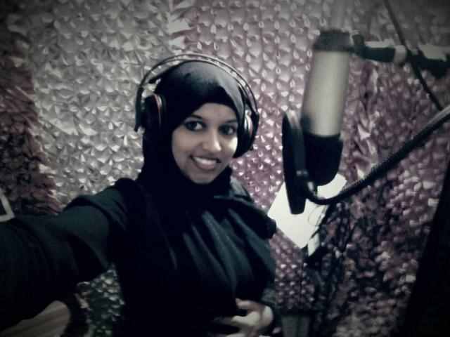 الفنانه ياسمين المقطري : اطمح للوصول الى مستوى احلام الشامسي واصاله